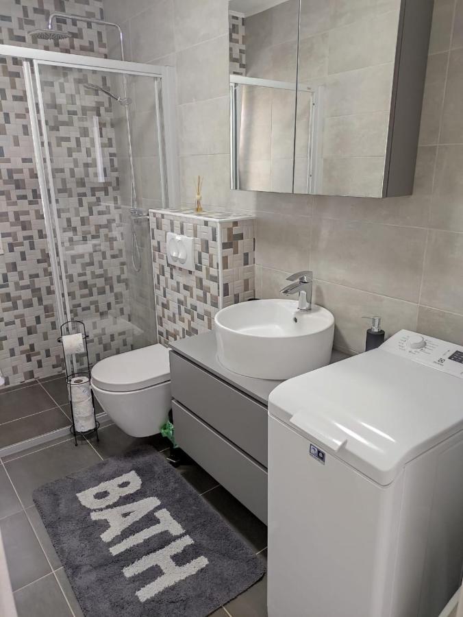 Apartman Ivana Biograd Na Moru Exterior foto